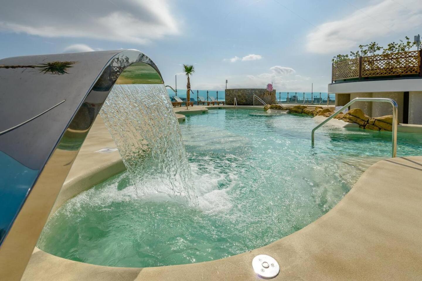 Urban Oasis At Luxurious Ocean Village Gibraltar Exterior photo
